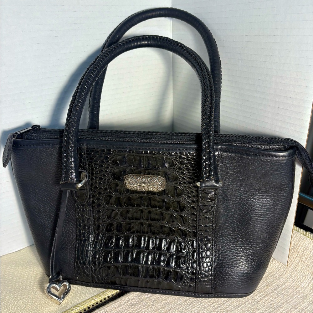 Authentic registered A360319 Brighton Black Croc LEILA Arabesque Retired
